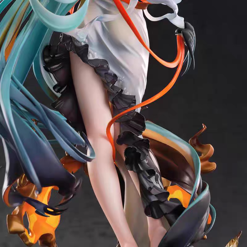 1/8 PVC Long Hair Hatsune Hous - đánh giá và giá Desk Setup Girly